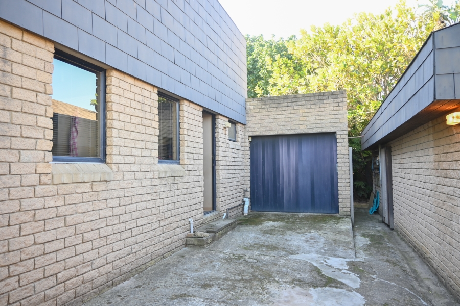 3 Bedroom Property for Sale in Stellenbosch Farms Western Cape